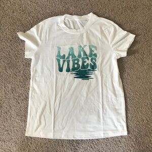 Temu Lake Vibes Getting Tipsy Funny Alcohol Vacation T-Shirt - BRAND NEW - S, M
